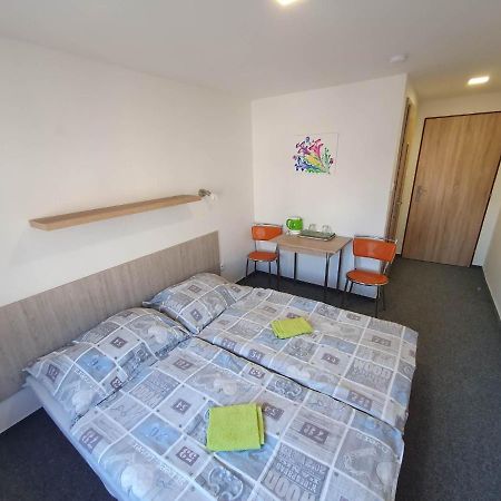 Hostel Děčín Na Skřivánce Exterior foto