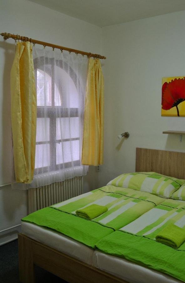 Hostel Děčín Na Skřivánce Exterior foto