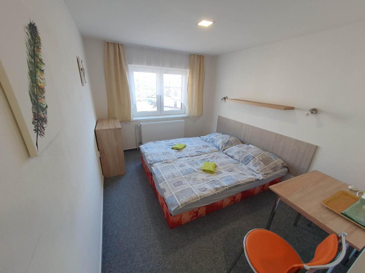 Hostel Děčín Na Skřivánce Exterior foto