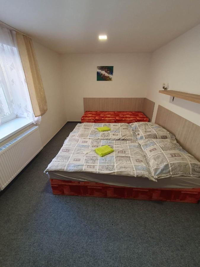 Hostel Děčín Na Skřivánce Exterior foto
